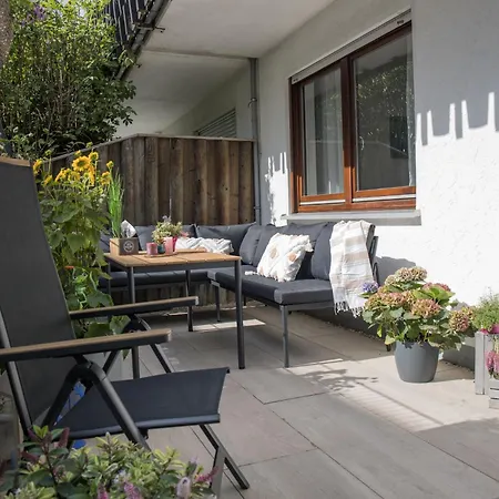 Deluxe For 5 - 2 Bedrooms - Free Private Parking - 5 Min To Slopes - Terrace Апартаменты Винтерберг