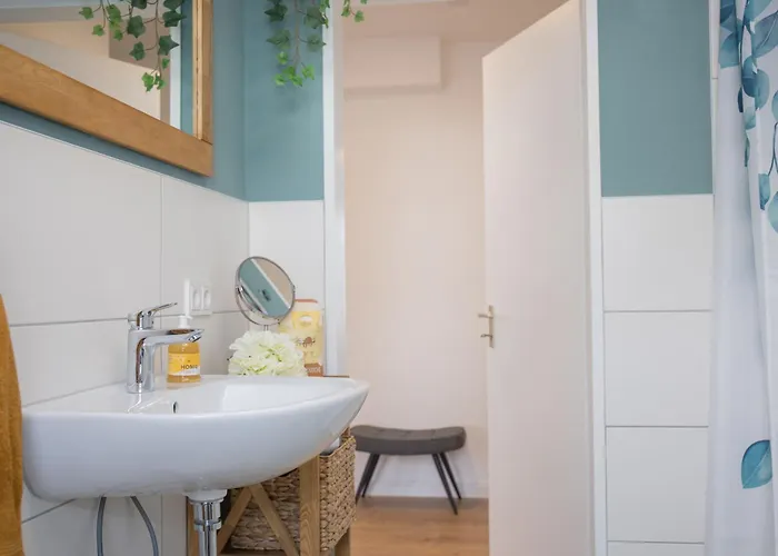 Deluxe For 5 - 2 Bedrooms - Free Private Parking - 5 Min To Slopes - Terrace Appartement