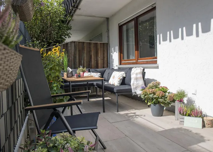 Deluxe For 5 - 2 Bedrooms - Free Private Parking - 5 Min To Slopes - Terrace Lägenhet Winterberg